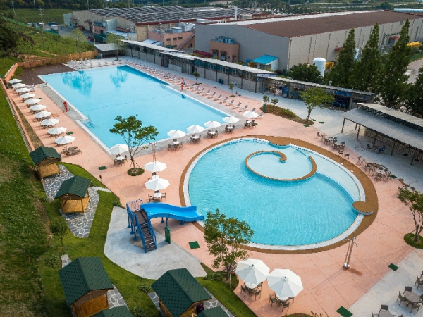 상하농원 야외 수영장 전경 (제공 : 상하농원)