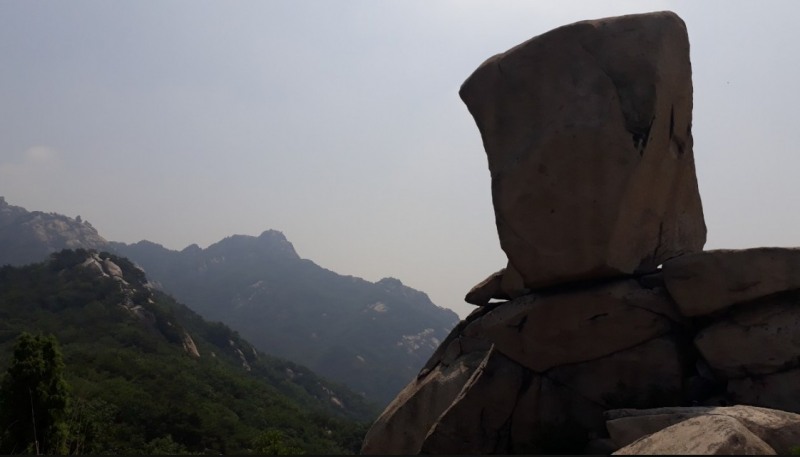 북한산 사모바위.