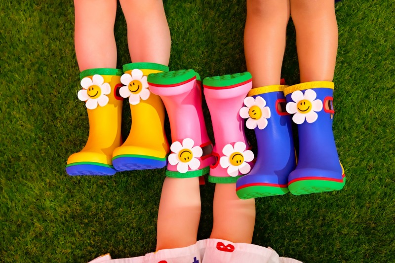 위글위글, 미국 보그스 등 국내외 브랜드와 컬래버레이션...여름 신발 선봬