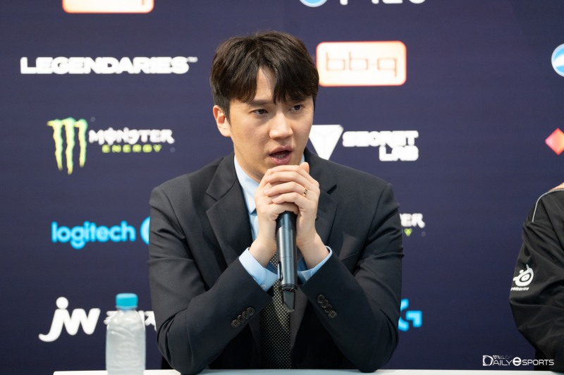 농심 레드포스 '아이린' 허영철 감독.