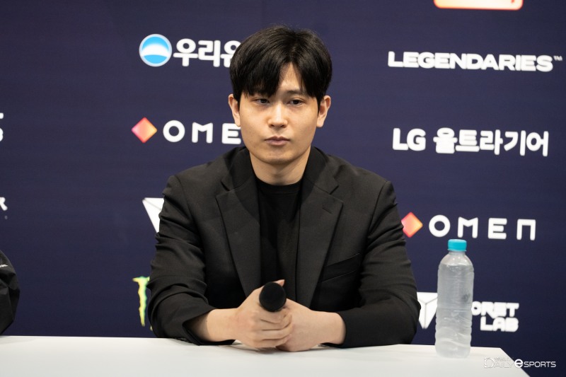 T1 '톰' 임재현 코치.