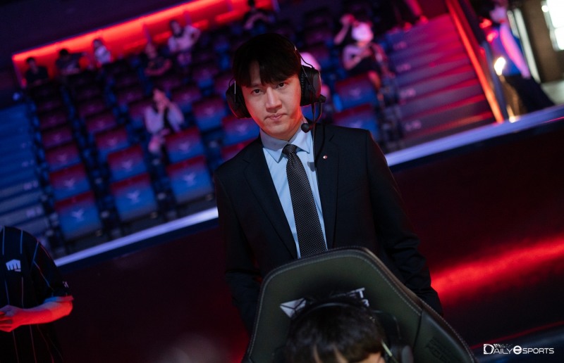 농심 레드포스 허영철 감독.