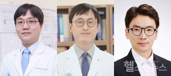 (왼쪽부터)서울아산병원마취통증의학과김성훈·박용석교수,국립암센터국제암대학원대학교암AI디지털헬스학과김준태교수.