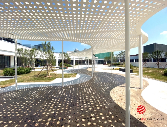 2023 레드닷 어워드 디자인 컨셉 부문 퍼블릭 스페이스(Public Space) 분야에서 본상(Winner)을 수상한, 현대엔지니어링의 ‘클라우드 셰이드(CLOUD SHADE)’ / 사진=현대엔지니어링 제공