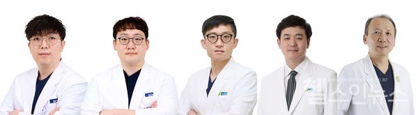 (왼쪽부터)순천향대부천병원뇌혈관내치료팀신경외과석훈‧양인철‧이호준‧신동성‧김범태교수