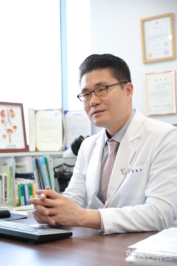 강서고려비뇨의학과성봉모원장