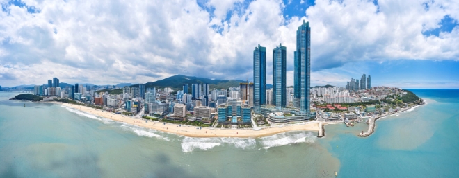 부산 해운대구에 위치한 부산엑스더스카이 모습. / 사진 = 풀무원 제공