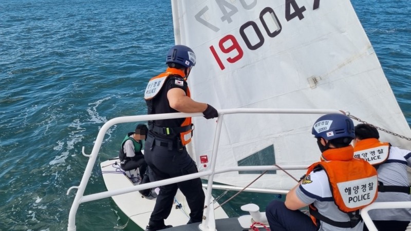만리포 조종미숙 요트 / 사진=태안해경 제공