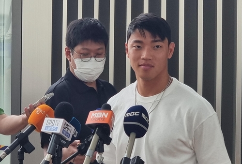 사진: 황희찬/ 연합뉴스