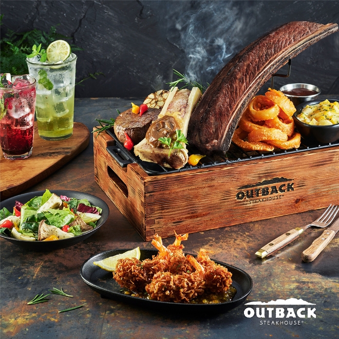 아웃백 스테이크하우스(아웃백)는 신메뉴 ‘본앤본 프레스티지 스테이크’를 전국 매장에서 동시에 출시하고 고객 입맛 잡기에 본격적으로 나선다고 13일 밝혔다. 사진은 아웃백 신메뉴인 ‘본앤본 프레스티지 스테이크’ 이미지. (사진 = 아웃백 제공)