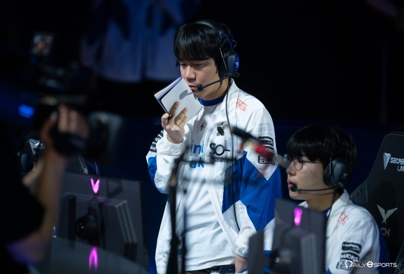 디알엑스 김목경 감독.