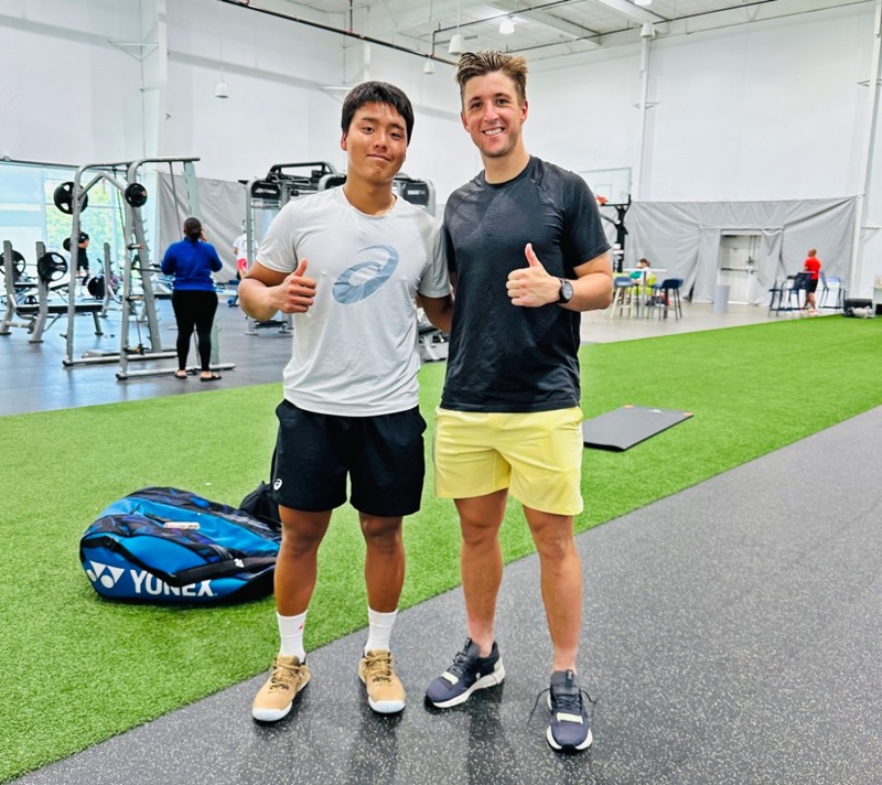 정윤성과 해리스 / 사진 출처=연합뉴스