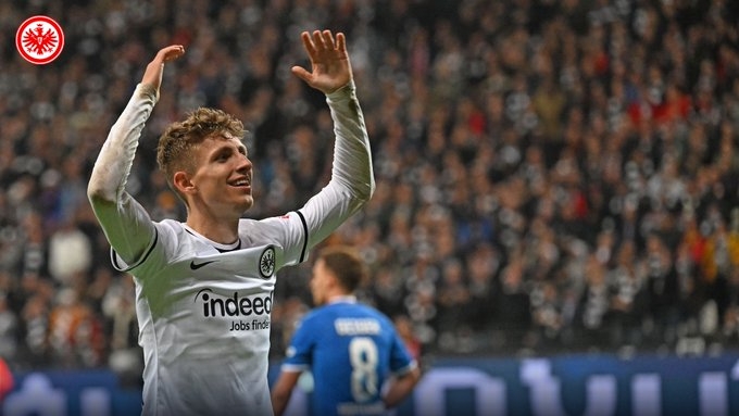 예스퍼 린스트룀 (린스트룀 트위터)