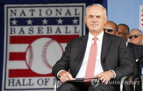 사진: 롭 맨프레드 메이저리그 커미셔너/ 연합뉴스
