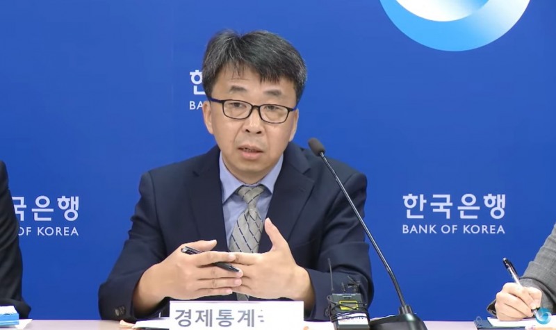 (상보)신승철 한은 경제통계국장 "상반기 경상수지, 당초 우려에 비해선 양호한 성적..7월도 경상수지 흑자 보일 것"