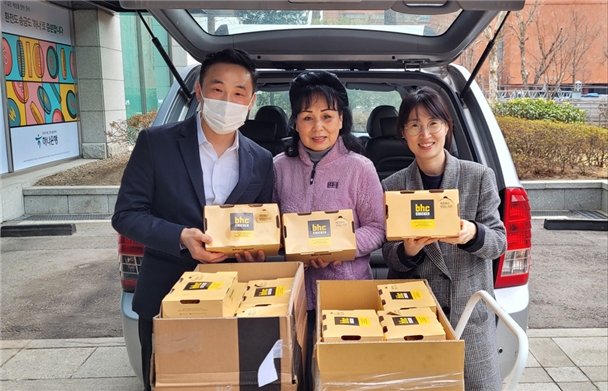 bhc치킨, 올 상반기에만 치킨 8000마리 기부