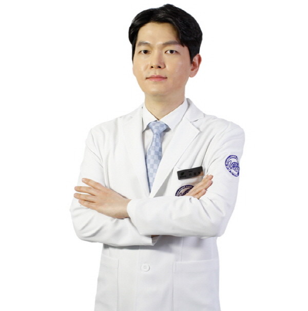 위담한방병원이상현원장