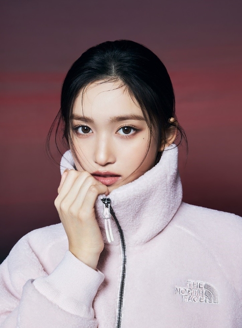 노스페이스 홍보대사로 새롭게 발탁된 아이브 ‘이서’