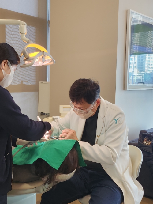 사진= 이정구 부산예치과 원장