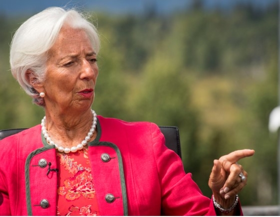 (상보) ECB 총재 "인플레 목표치 복귀 위해 금리 필요한 만큼 높이 인상"