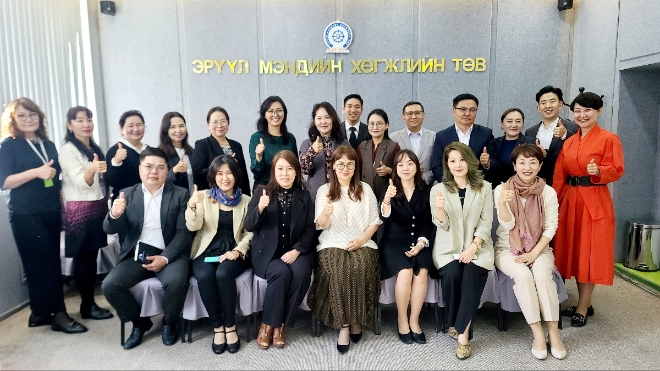 경기도 보건의료대표단은 28일 몽골 보건개발원과 몽골 울란바토르시에서 보건의료협력 양해각서(MOU)를 체결했다.(사진=경기도)