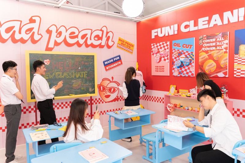 리브유, MZ학생 메이크업 브랜드 '배드 피치' 베트남 론칭 행사 성료