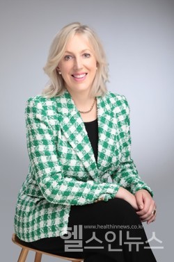 엠마캠벨국경없는의사회한국사무총장