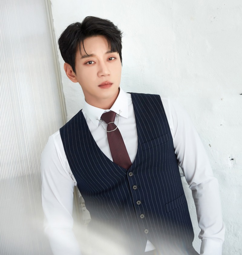 황치열, 8RECORDZ와 이별을 넘어선 감성 신곡 ‘이혼해요’ 발매