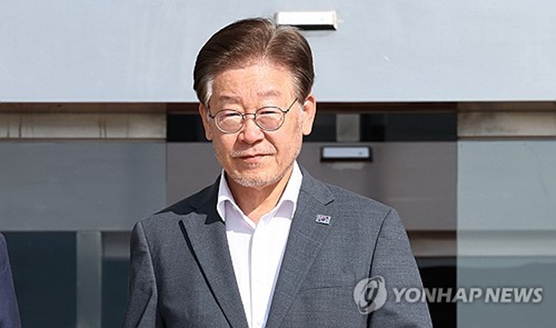 수원지검 향하는 이재명 대표(연합=사진제공)