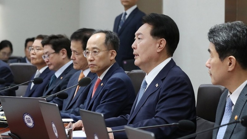 국무회의에서 발언하는 윤석열 대통령(사진=연합뉴스)