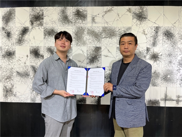 유니랩스 갤러리- 오픈아츠 스페이스머지 MOU 체결 모습