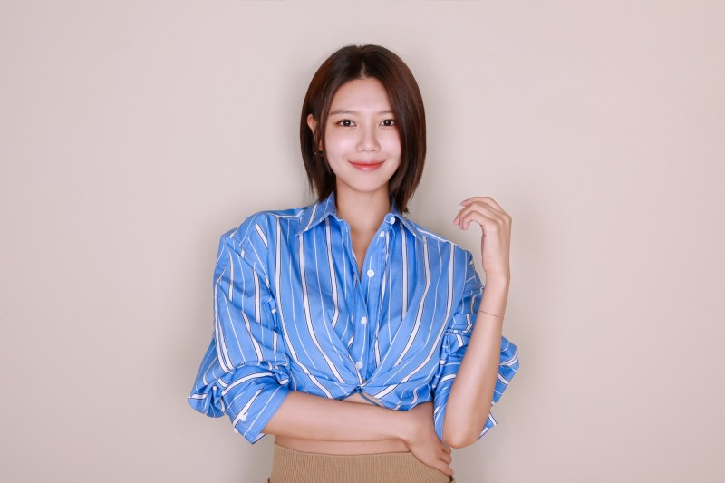 최수영, ‘2023 마리끌레르 아시아 스타 어워즈’ 사회자 선정…‘올라운더 행보’
