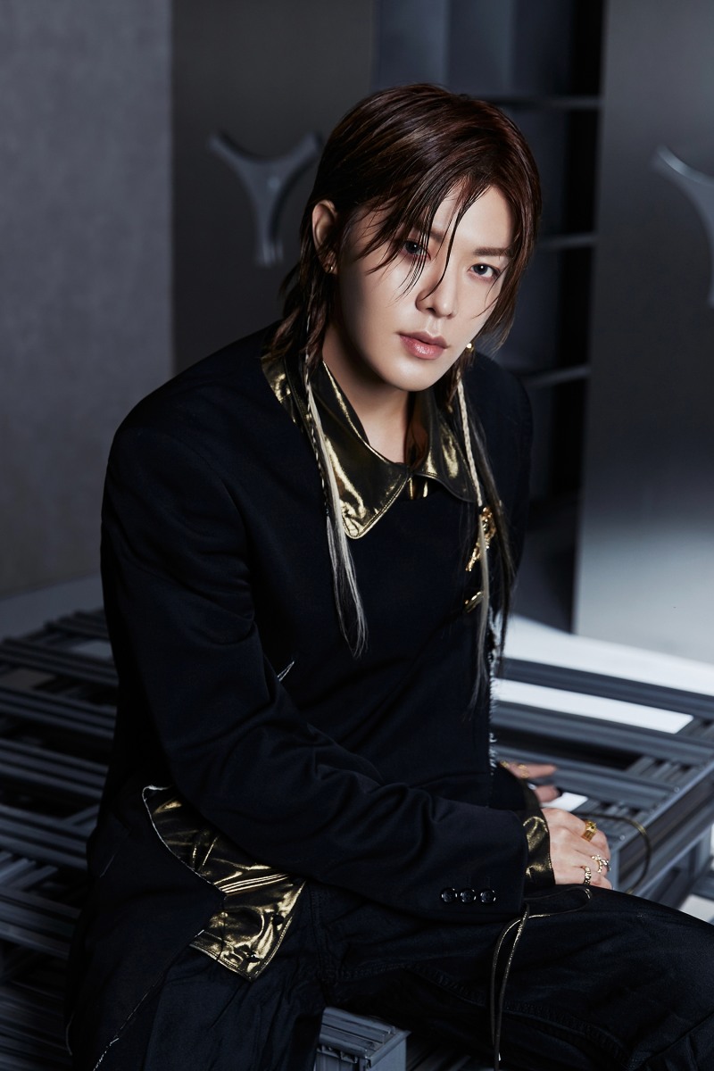 NCT 127, 정규 5집으로 들려줄 사랑의 설렘…마크X도영X유타 티저 이미지 공개