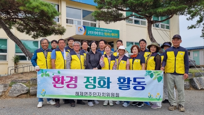 추석맞이 환경정화활동 / 사진=무안군 제공