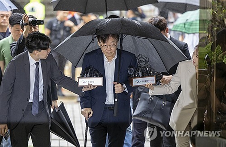 이재명 대표, 법정으로(사진=연합)