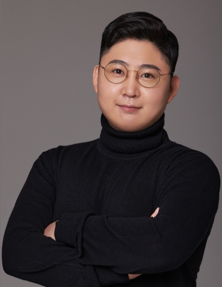 사진 : NGO단체 희망조약돌 이재원 이사장)