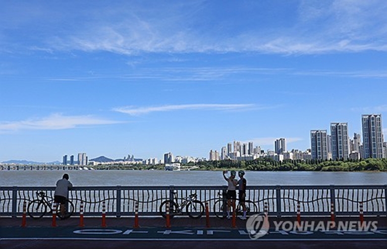 '반갑다 가을하늘'(사진=연합)