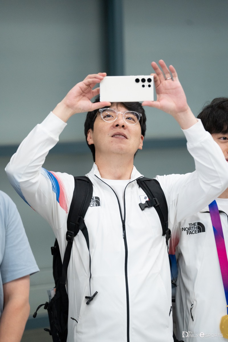 사퇴 의사부터 금메달까지…해피 엔딩 맞은 김정균 감독의 AG