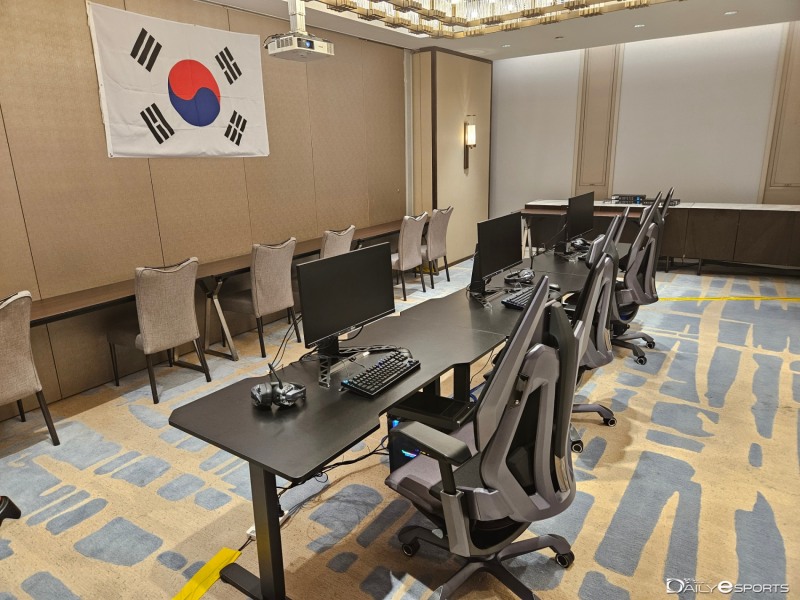 한국 e스포츠 첫 금메달의 주인공 김관우가 연습했던 공간.