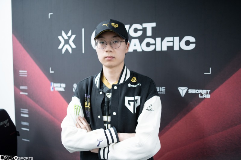 '이코' 염왕룡.