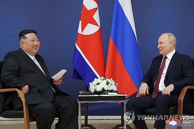 북한 김정은, 푸틴 러시아 대통령과 회담(사진=연합)