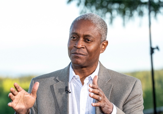 (상보) 연준 보스틱 "인플레 2% 복귀 가능할 만큼 금리 충분히 높다"