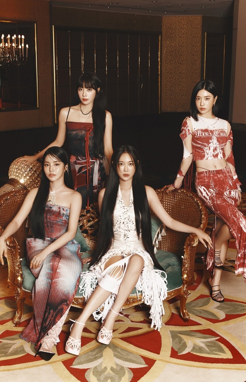 ‘데뷔 첫 팬콘 마친’ 브브걸에 쏟아진 스포트라이트…‘축제 라이브 여신’으로 현장 압도