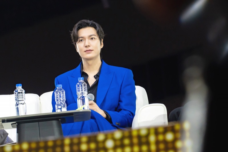 이민호, 7년 만에 방문에도 변함없는 인기로 필리핀 들썩…‘영향력 입증’