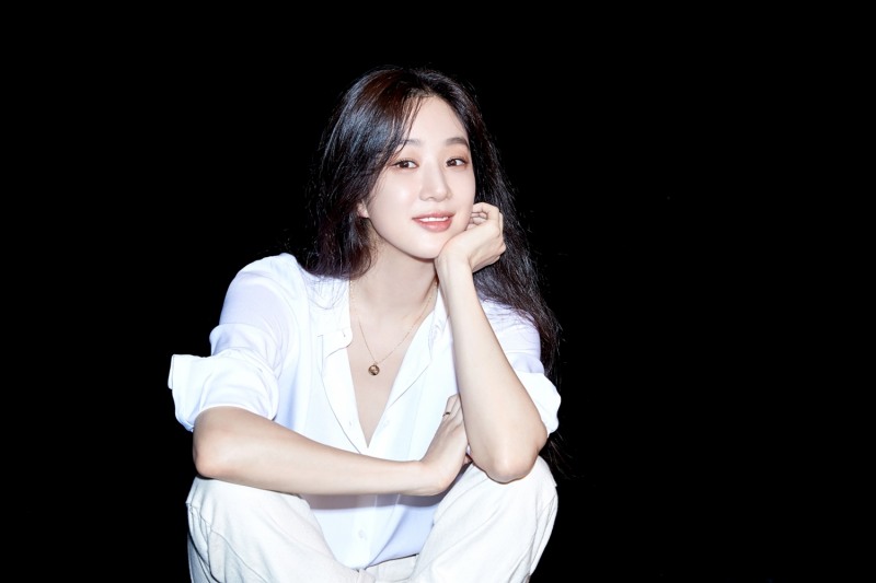 정려원, 드라마 시리즈 ‘졸업’ 출연…위하준과 연기 호흡