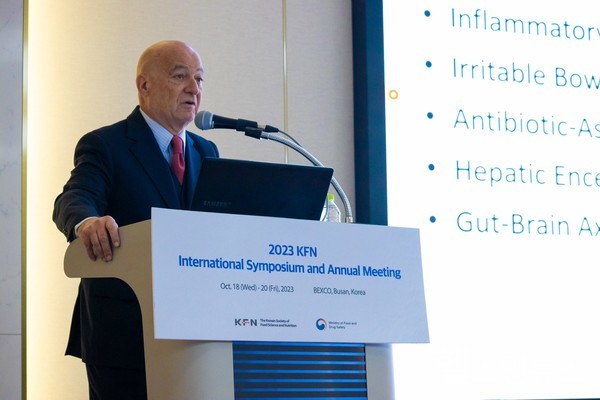 드시모네교수(헥토헬스케어제공)