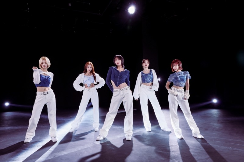 퀸즈아이, ‘THIS IS LOVE’ 첫 주 활동으로 증명한 ‘무한 가능성’