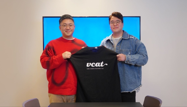 범진 대표(왼쪽)와 이성철 전략기획본부장