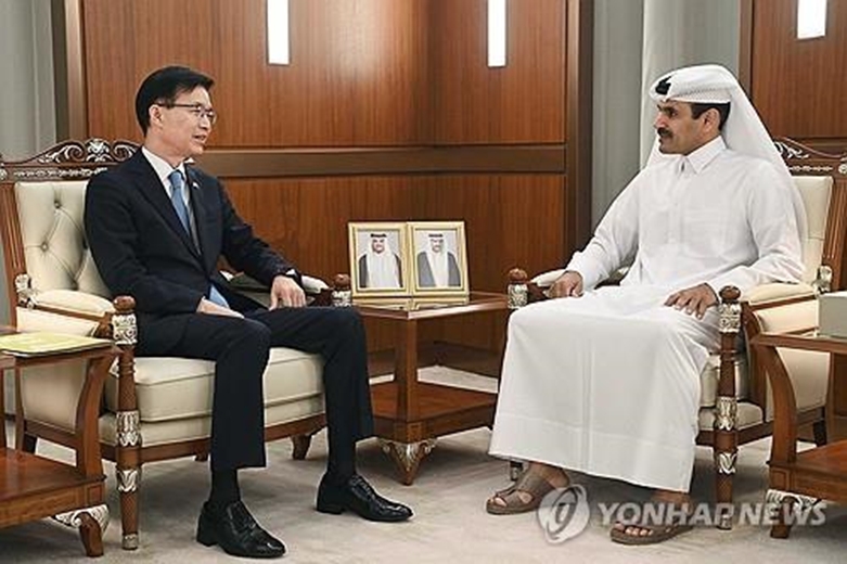 카타르 에너지 담당 국무장관 만난 방문규 장관(산업통상자원부 제공)