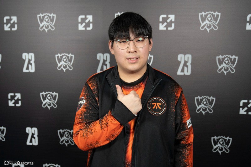 "유럽 행에는 kt 감독, 코치님의 배려 있었다"